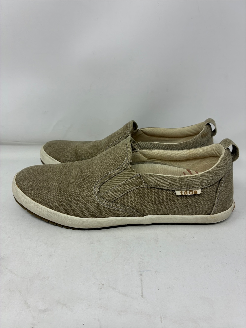 Taos Footwear Men's Slip-On Loafers in Khaki Canvas 7.5M